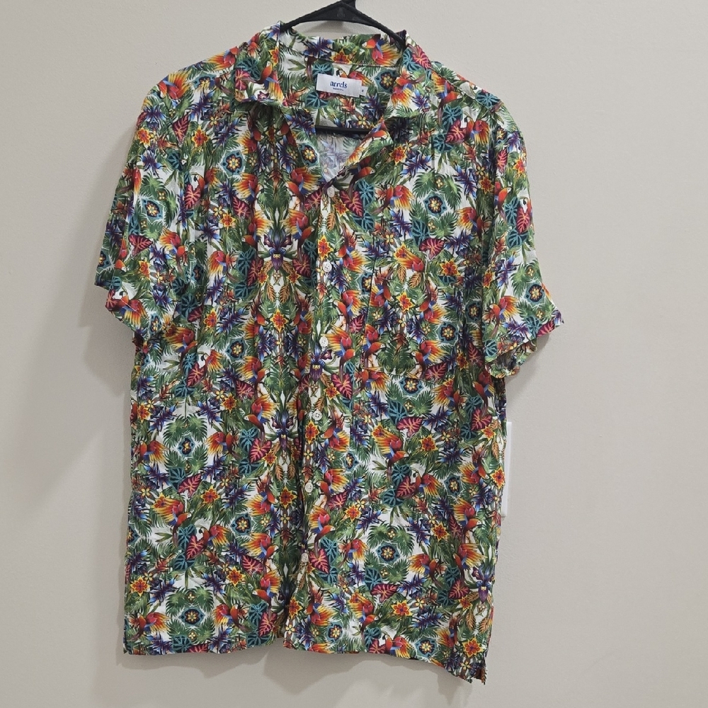 Arrels Barcelona Vibrant Floral Button Down Shirt